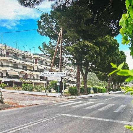 Sun & Sea : Malaki Seaside Apartment Екстериор снимка